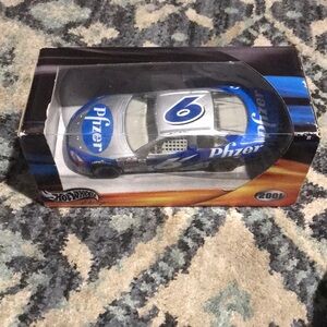 Hot wheels 2001 racing collectible